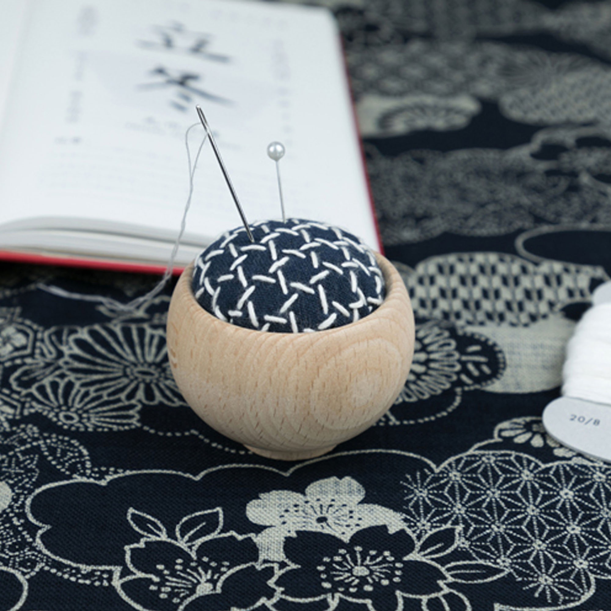 Подушка с булавкой, в японском – обзор и цена Sewing Pin Cushion