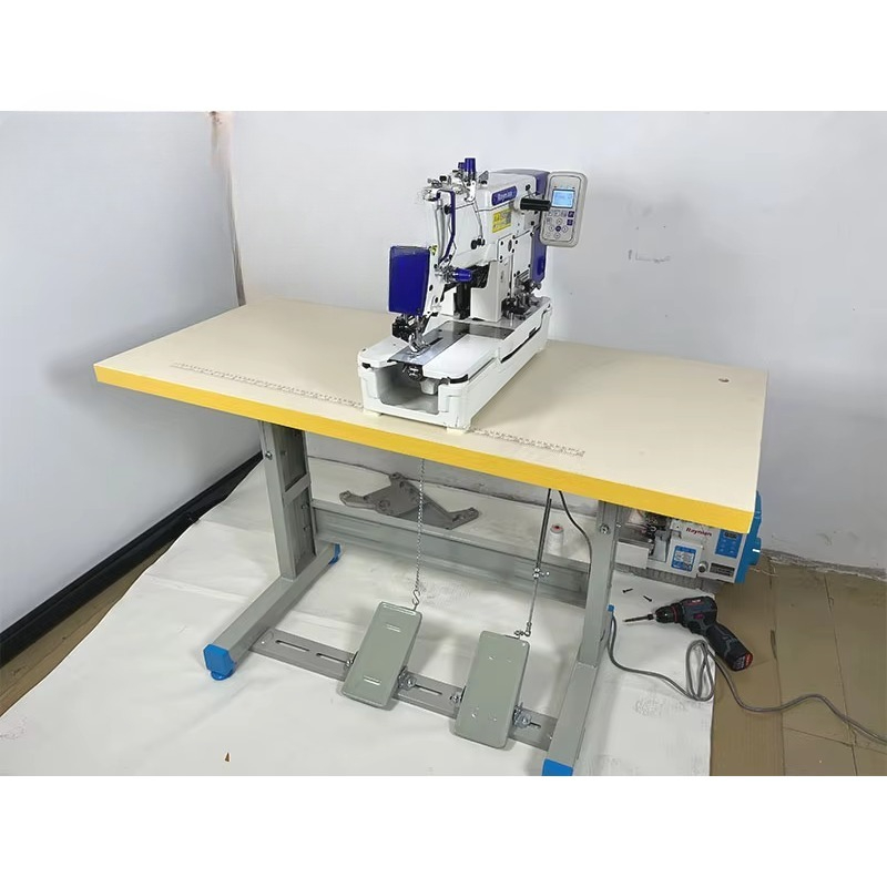 Малогабаритная швейная машина  – обзор и цена Sewing Machine In Textile Industry